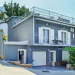 Villa Best * Bast